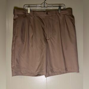 Men's PGA Tour Khaki Shorts